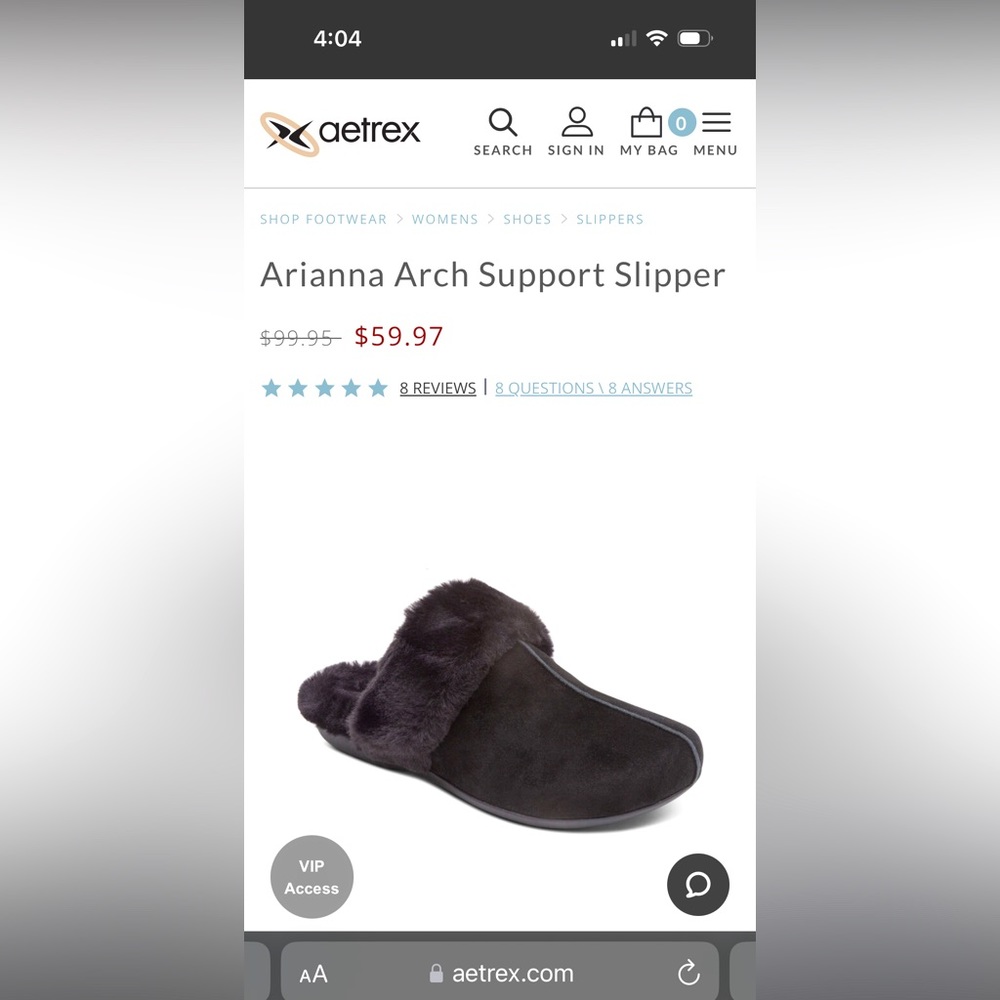 Aetrex slippers in black suede, EUC, like new.